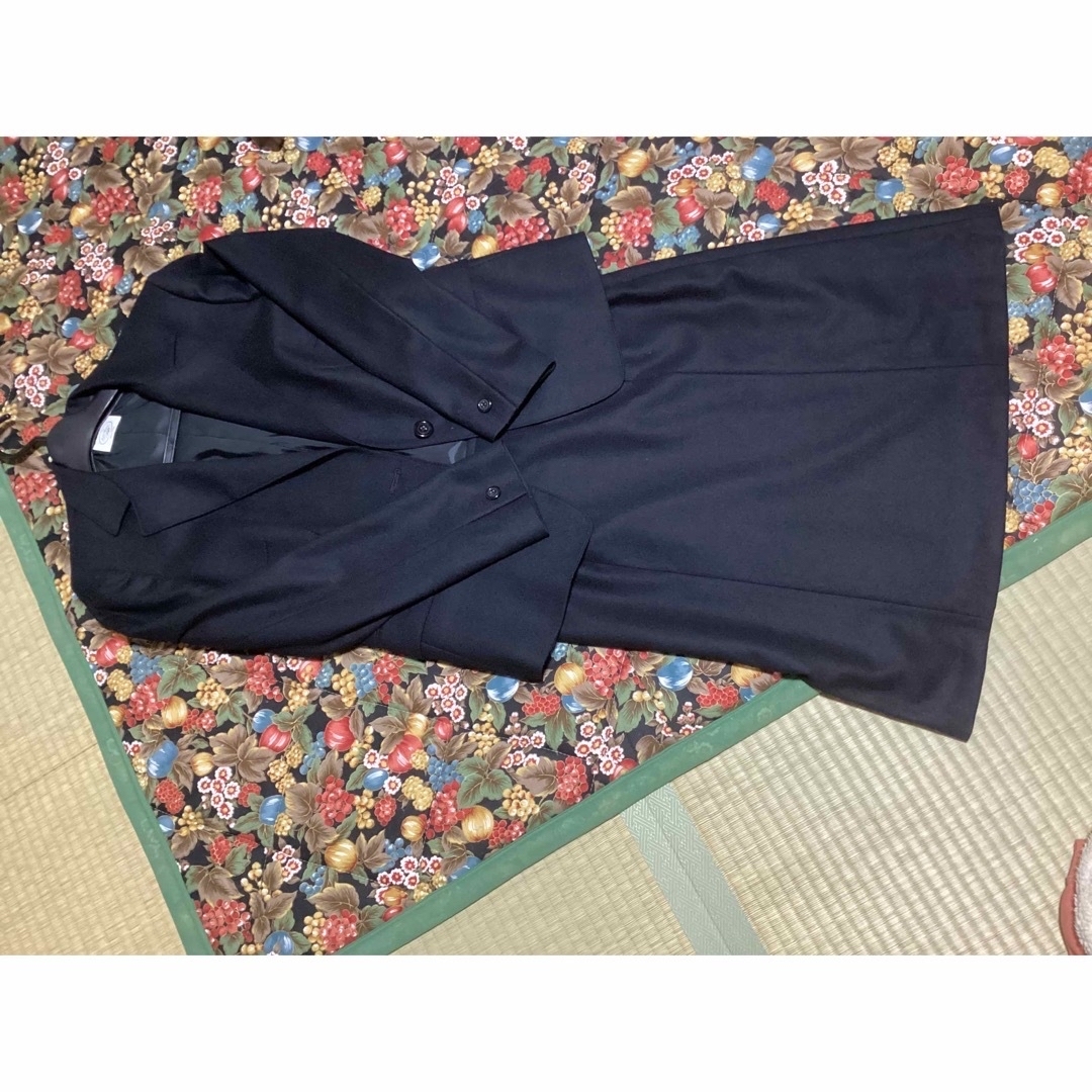 Aylesbury(アリスバーリー)の黒スーツ レディースのフォーマル/ドレス(スーツ)の商品写真