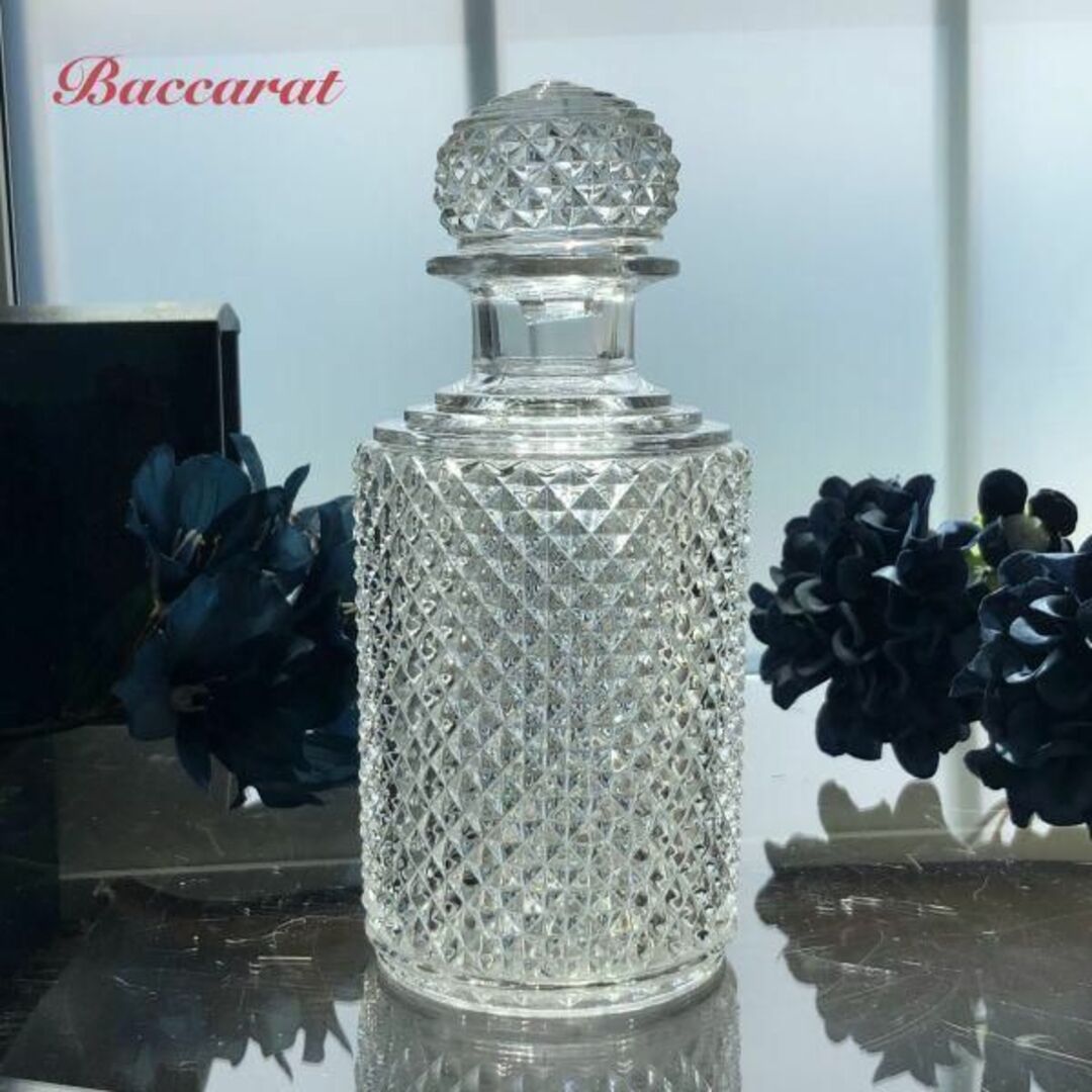 Baccarat(バカラ)のオールドバカラ BACCARAT 香水瓶(大) クリスタル 花瓶  インテリア/住まい/日用品のキッチン/食器(食器)の商品写真