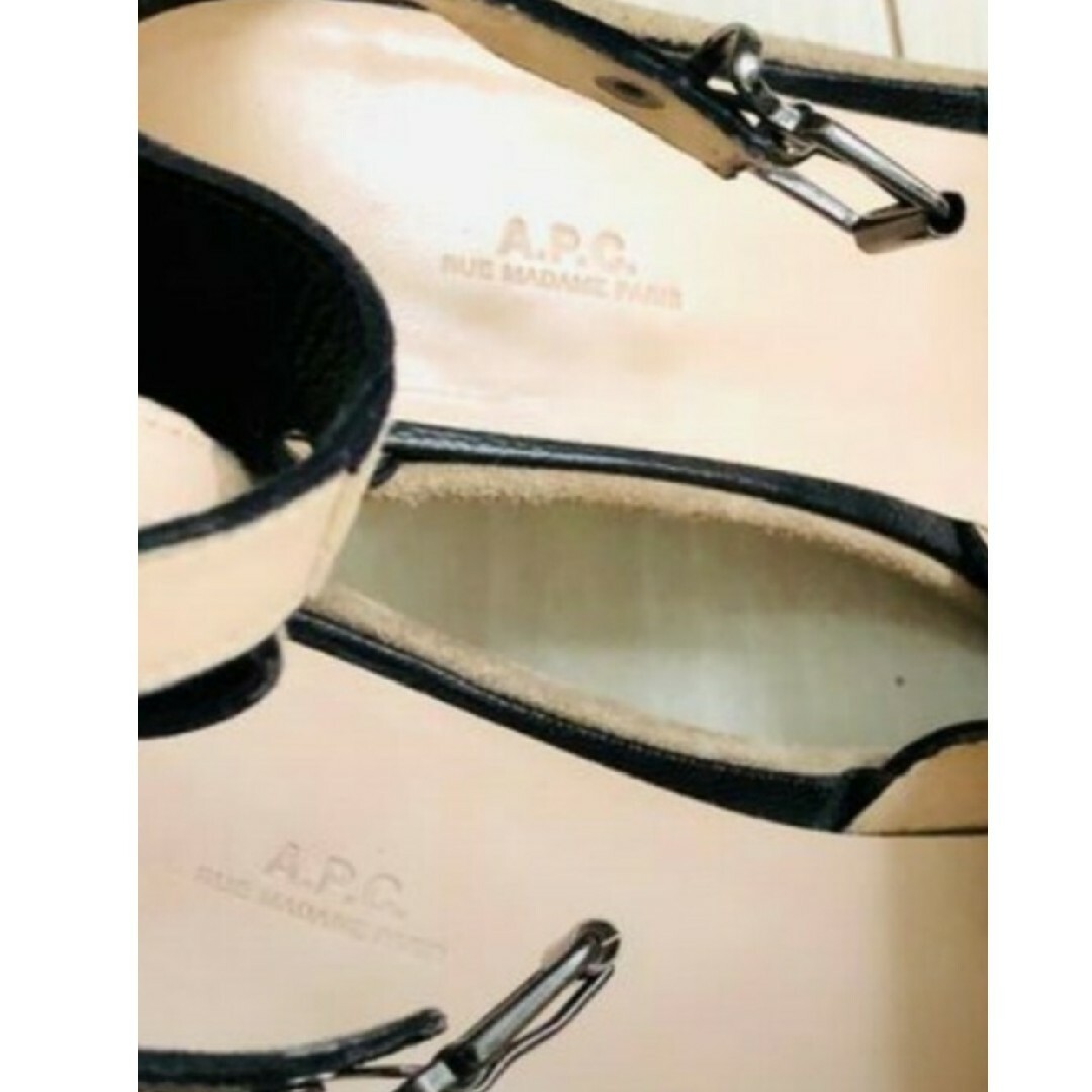 ZARA(ザラ)のA P.C. ウェッジ サンダル 23.5cm レディースの靴/シューズ(ハイヒール/パンプス)の商品写真