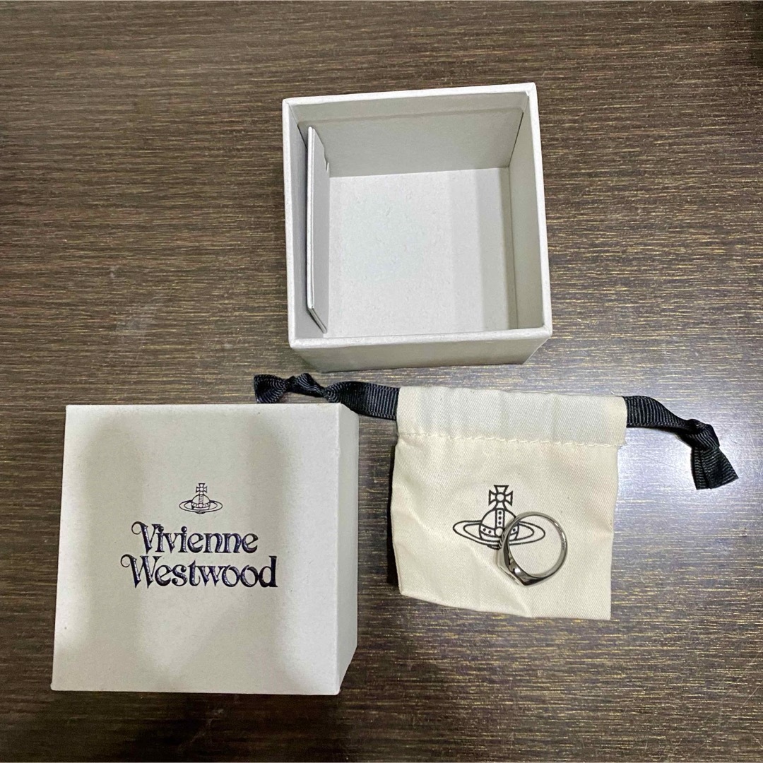 Viviene Westwood 指輪