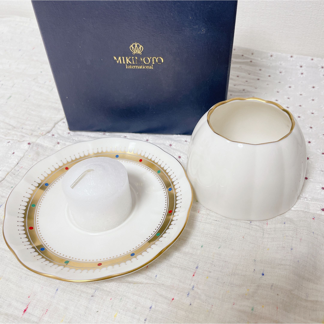 MIKIMOTO(ミキモト)の【未使用】ミキモト クラウン 燭台 キャンドルホルダー キャンドルセット 磁器 ハンドメイドのインテリア/家具(アロマ/キャンドル)の商品写真