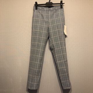 ザラ(ZARA)の新品　チェック柄　パンツ　ZARA ザラ(カジュアルパンツ)