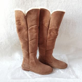 アグ(UGG)の美品 UGG アグ 2way ニーハイブーツ ムートン ブラウン 23cm(ブーツ)