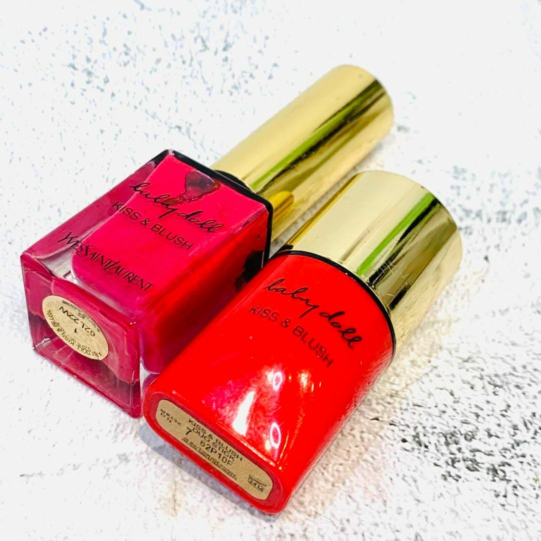 Yves Saint Laurent(イヴサンローラン)のイヴサンローラン⭐️キス&ブラッシュ2点セット コスメ/美容のベースメイク/化粧品(チーク)の商品写真