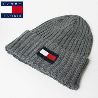 トミーヒルフィガー(TOMMY HILFIGER)の新品 TOMMY HILFIGER アクリル ロゴニット帽 グレー(ニット帽/ビーニー)