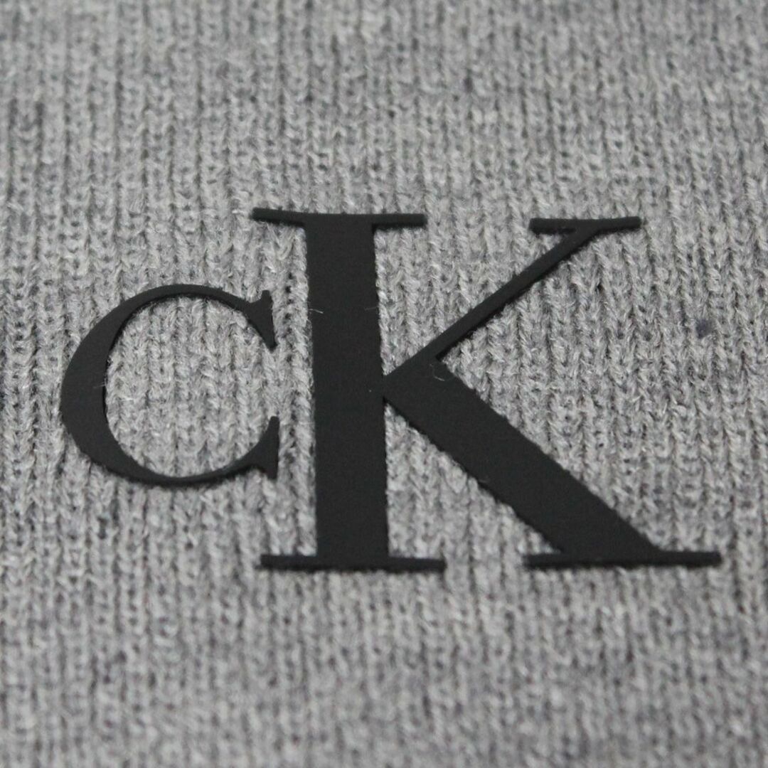 Calvin Klein(カルバンクライン)の新品 Calvin Klein Jeans ロゴニット帽 グレー メンズの帽子(ニット帽/ビーニー)の商品写真