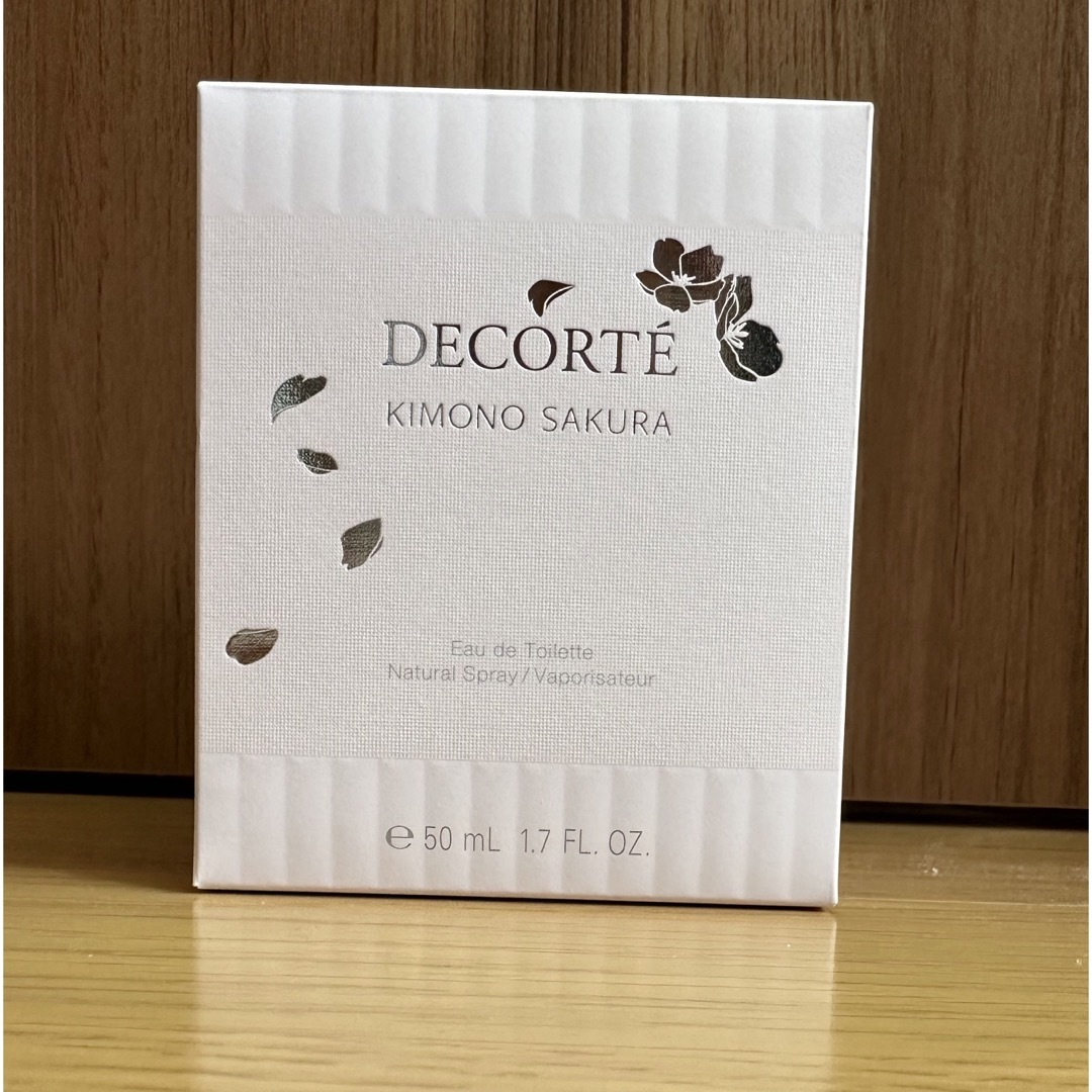 COSME DECORTE(コスメデコルテ)のコスメデコルテ キモノ サクラ オードトワレ 50ml コスメ/美容の香水(香水(女性用))の商品写真