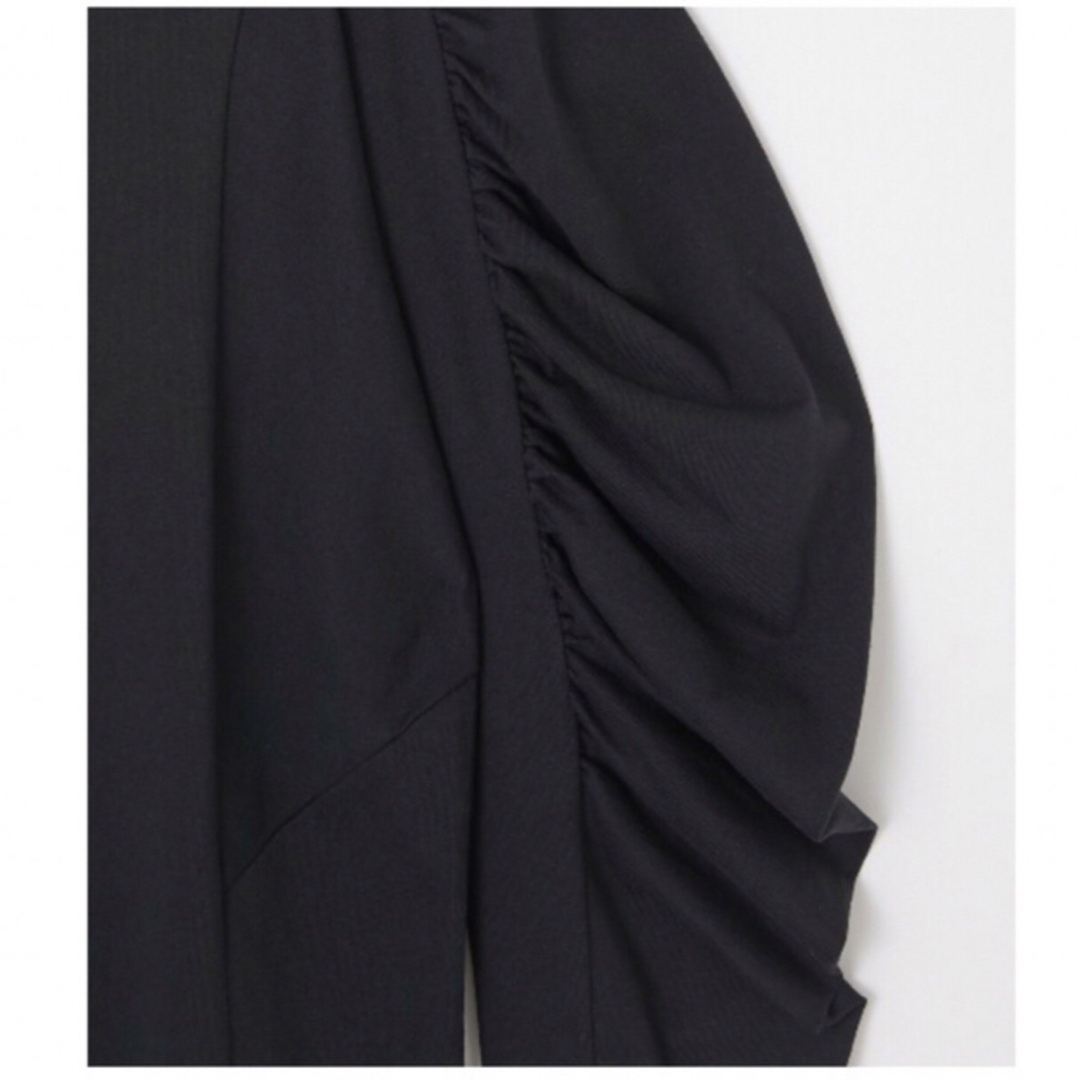 AZUL by moussy(アズールバイマウジー)のTUCK SLEEVE CUT OP/タックスリーブカットワンピース 黒 レディースのワンピース(ロングワンピース/マキシワンピース)の商品写真