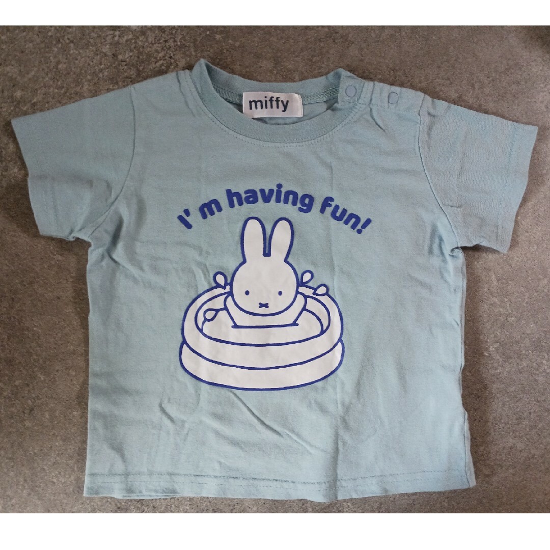 miffy(ミッフィー)のミッフィー Tシャツ  '  ×  ' キッズ/ベビー/マタニティのキッズ服男の子用(90cm~)(Tシャツ/カットソー)の商品写真