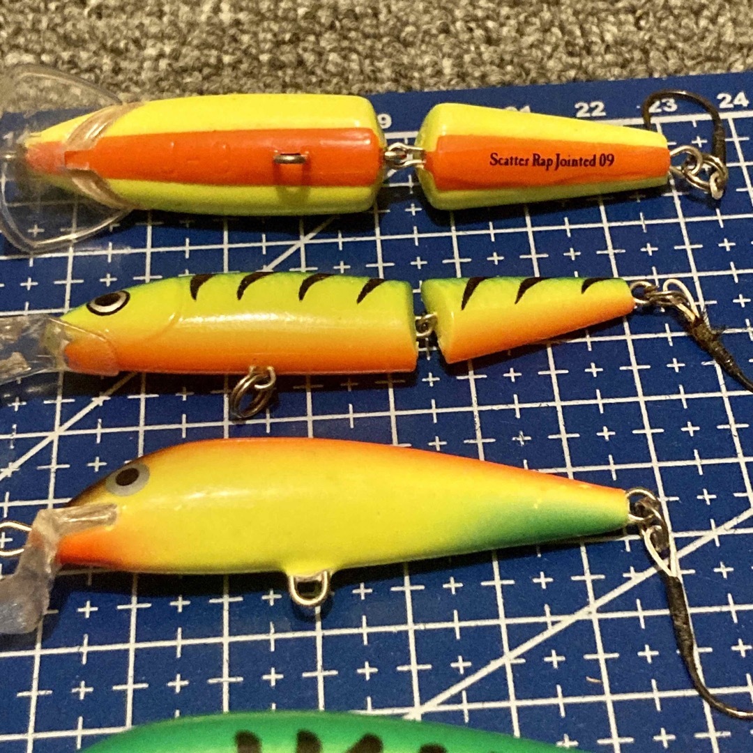 【期間限定値下げ〜12/17まで】Rapala ラパラ ルアー　まとめ売り スポーツ/アウトドアのフィッシング(ルアー用品)の商品写真