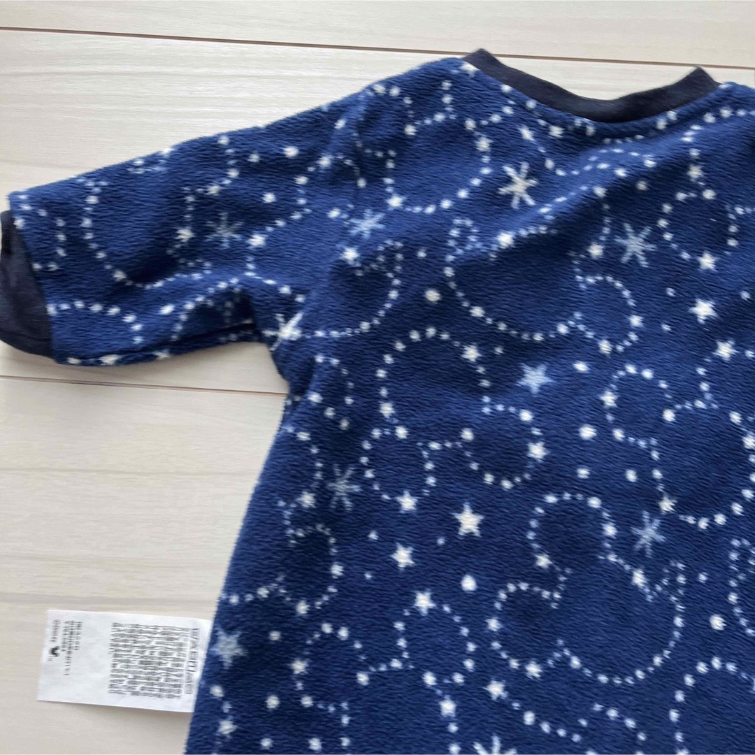UNIQLO(ユニクロ)のUNIQLO マイクロフリースオールインワン　60cm キッズ/ベビー/マタニティのベビー服(~85cm)(カバーオール)の商品写真