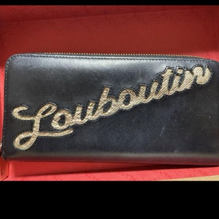 クリスチャンルブタン(Christian Louboutin)のクリスチャンルブタン長財布　パネトーネウォレット　ラウンドファスナー　送料無料(財布)