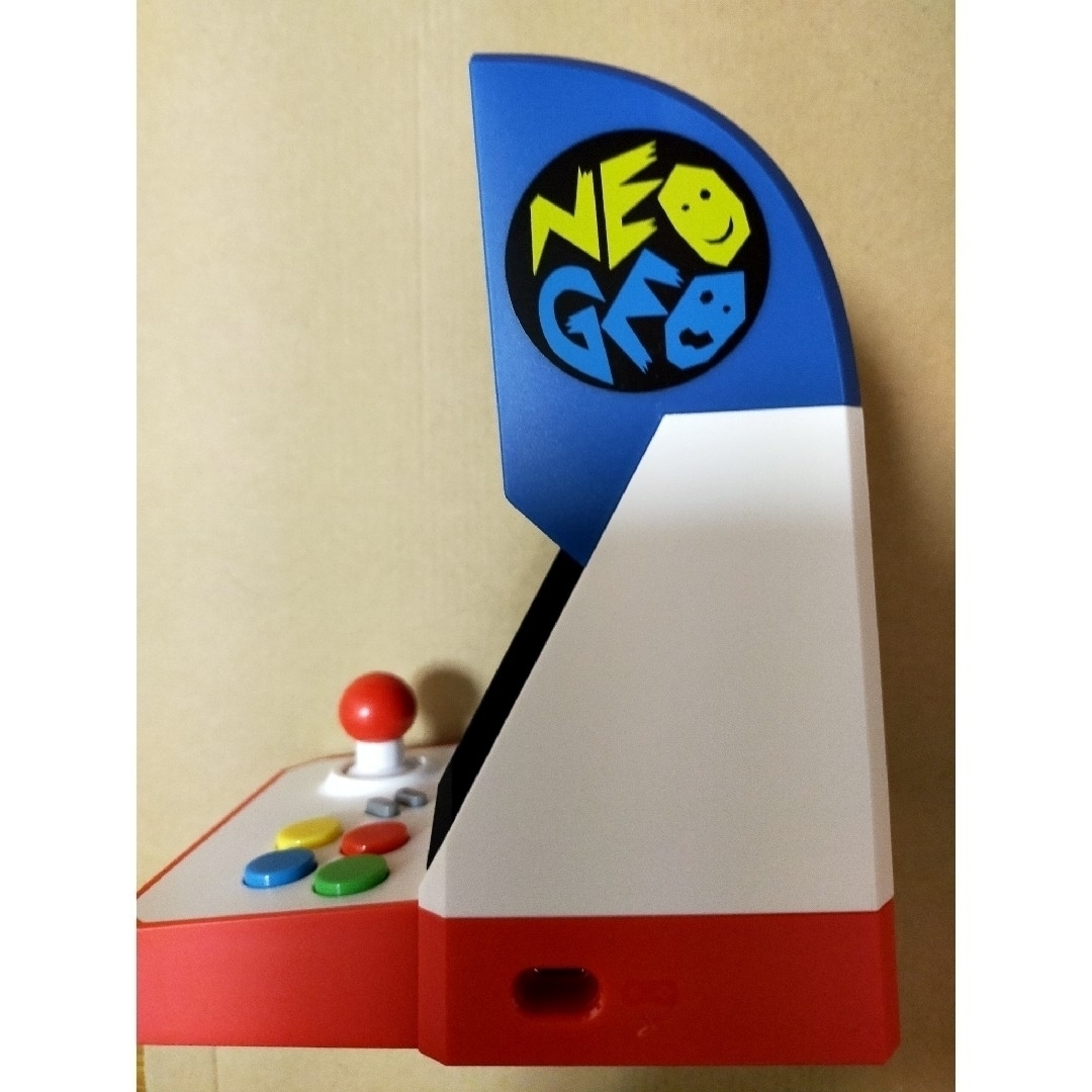 NEOGEO(ネオジオ)の【中古】NEO GEO mini　NEO GEO mini PAD エンタメ/ホビーのゲームソフト/ゲーム機本体(家庭用ゲームソフト)の商品写真