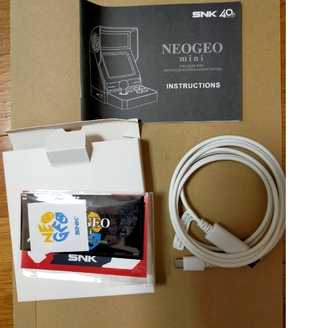 NEOGEO(ネオジオ)の【中古】NEO GEO mini　NEO GEO mini PAD エンタメ/ホビーのゲームソフト/ゲーム機本体(家庭用ゲームソフト)の商品写真