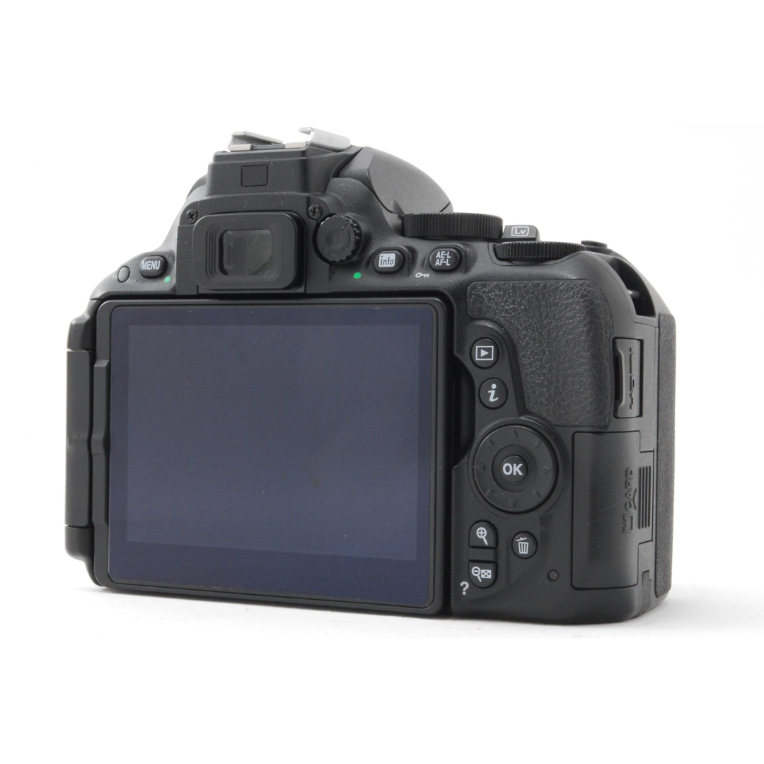 Nikon(ニコン)の状態◎、ダブルレンズでどんな距離でもバッチリ撮影❤️Nikon D5500 スマホ/家電/カメラのカメラ(デジタル一眼)の商品写真