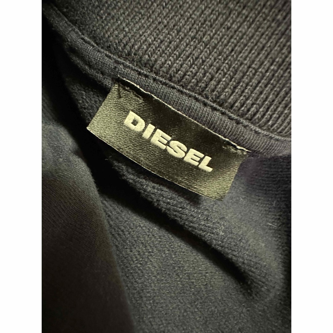 DIESEL(ディーゼル)のディーゼル　ジップアップトレーナー　10Y 美品 キッズ/ベビー/マタニティのキッズ服男の子用(90cm~)(ジャケット/上着)の商品写真