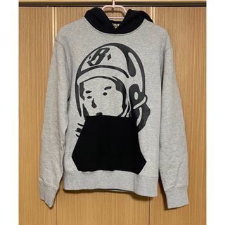 Rihanna着用 billionaire girls club パーカー