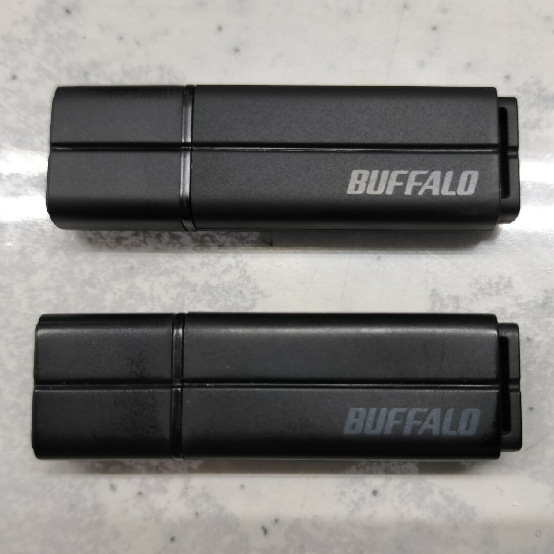 Buffalo(バッファロー)のBUFFALO　USBメモリ　32GB 16GB セット スマホ/家電/カメラのPC/タブレット(PC周辺機器)の商品写真