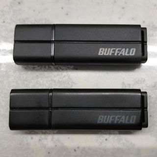 バッファロー(Buffalo)のBUFFALO　USBメモリ　32GB 16GB セット(PC周辺機器)