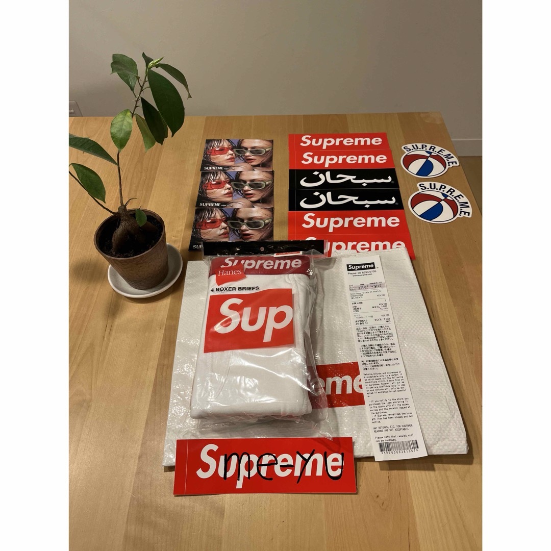 Supreme(シュプリーム)のシュプリーム　ヘインズ　ボクサー　パンツ　2023秋冬　1枚 ボクサーパンツ メンズのアンダーウェア(ボクサーパンツ)の商品写真