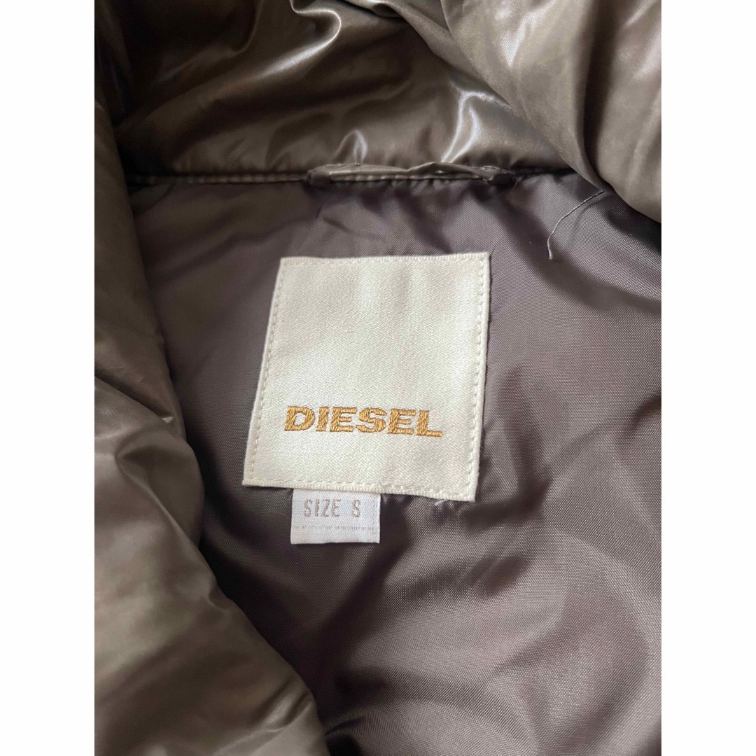 美品 DIESEL ディーゼル ベスト カーキ ブラウン 人気 完売 美品 DIESEL ディーゼル ベスト カーキ ブラウン 人気 完売