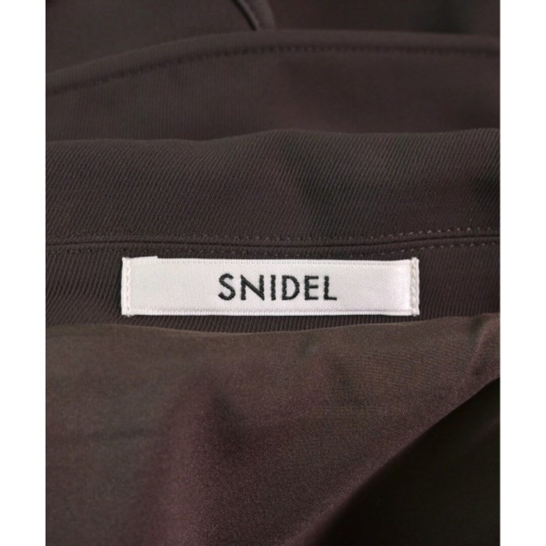 SNIDEL(スナイデル)のSNIDEL スナイデル ワンピース 0(S位) 茶 【古着】【中古】 レディースのワンピース(ひざ丈ワンピース)の商品写真