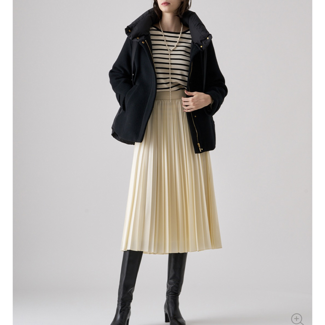 ANAYI(アナイ)のANAYI レザー調プリーツスカート レディースのスカート(ひざ丈スカート)の商品写真