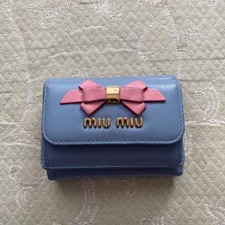 ミュウミュウ(miumiu)のmiumiu ミニウォレット(財布)