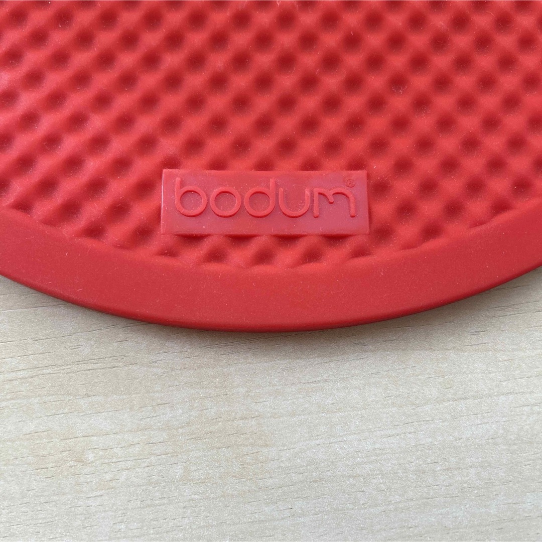 bodum(ボダム)のボダム BODUM 耐熱皿 パイ皿 シリコン蓋付き 廃盤 インテリア/住まい/日用品のキッチン/食器(調理道具/製菓道具)の商品写真