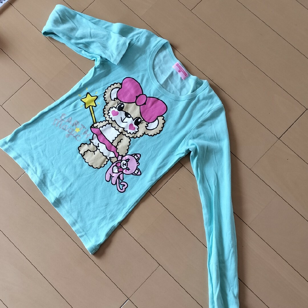 EARTHMAGIC(アースマジック)のアースマジック　カットソー140cm キッズ/ベビー/マタニティのキッズ服女の子用(90cm~)(Tシャツ/カットソー)の商品写真