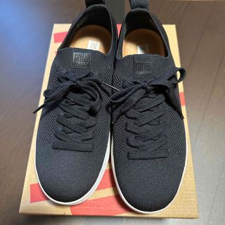 新品✨タグ付き♪定価22,000円 fitflop スニーカー 22 大特価