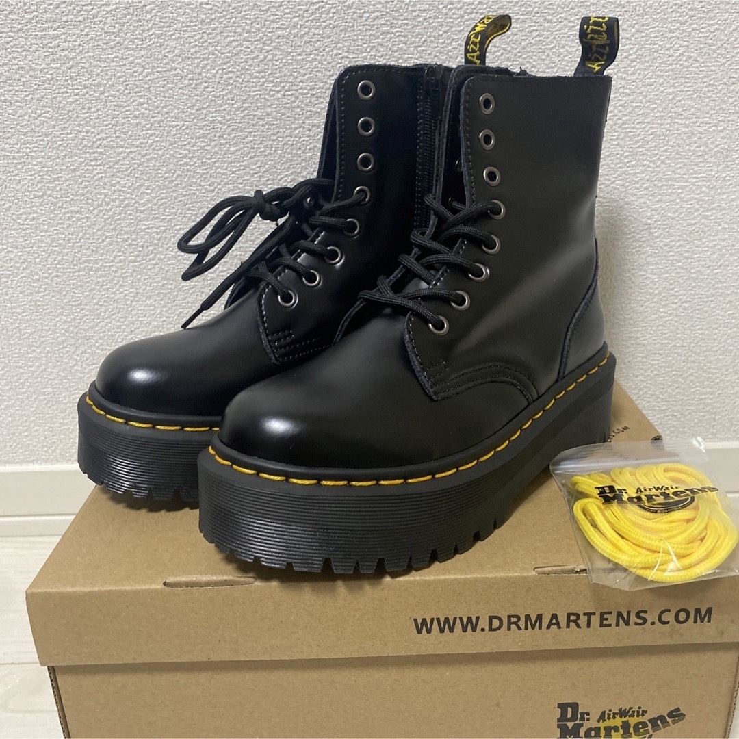 Dr.Martens(ドクターマーチン)のドクターマーチン レディースの靴/シューズ(ブーツ)の商品写真