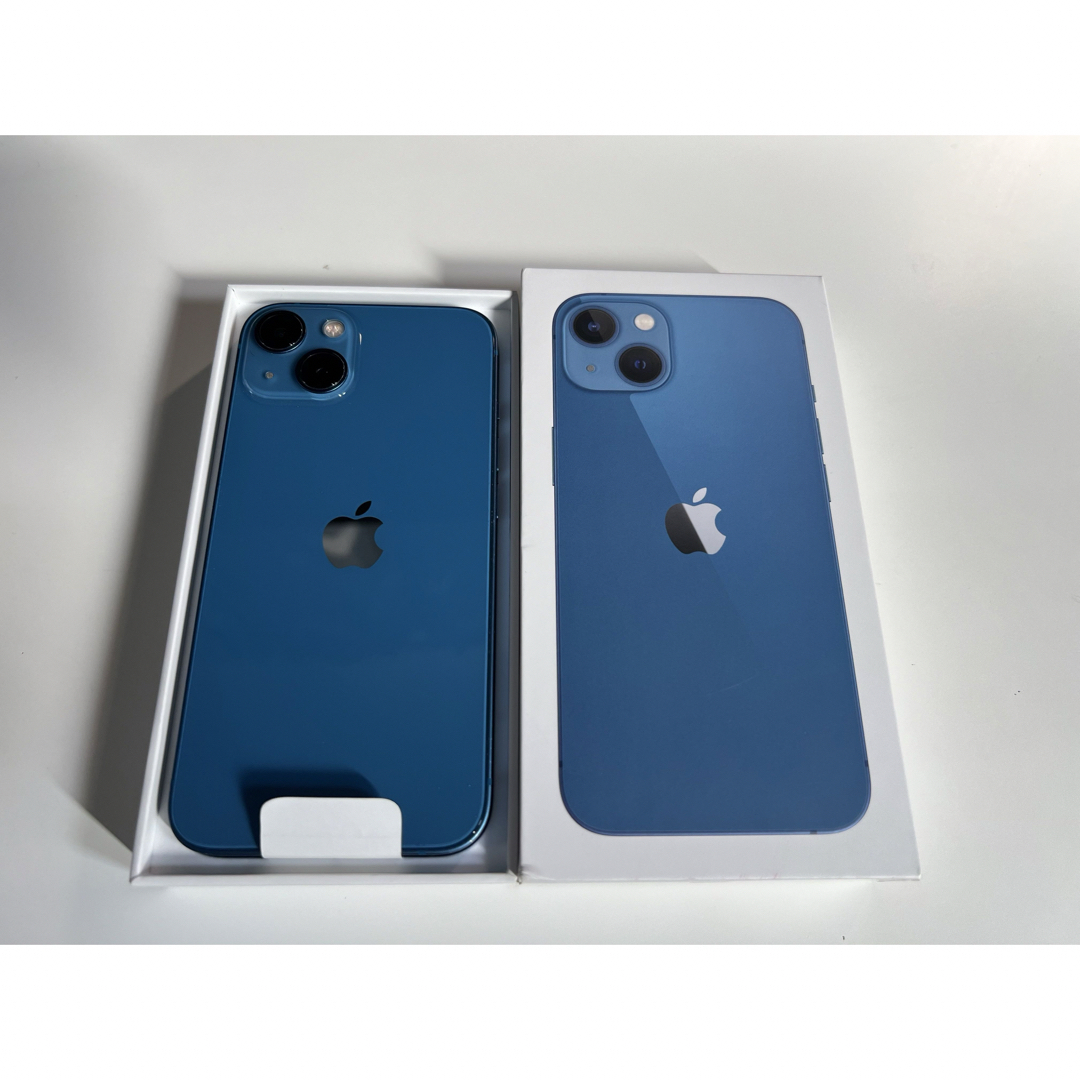 iPhone 13 ブルー 256 GB SIMフリー スマホ/家電/カメラのスマートフォン/携帯電話(スマートフォン本体)の商品写真