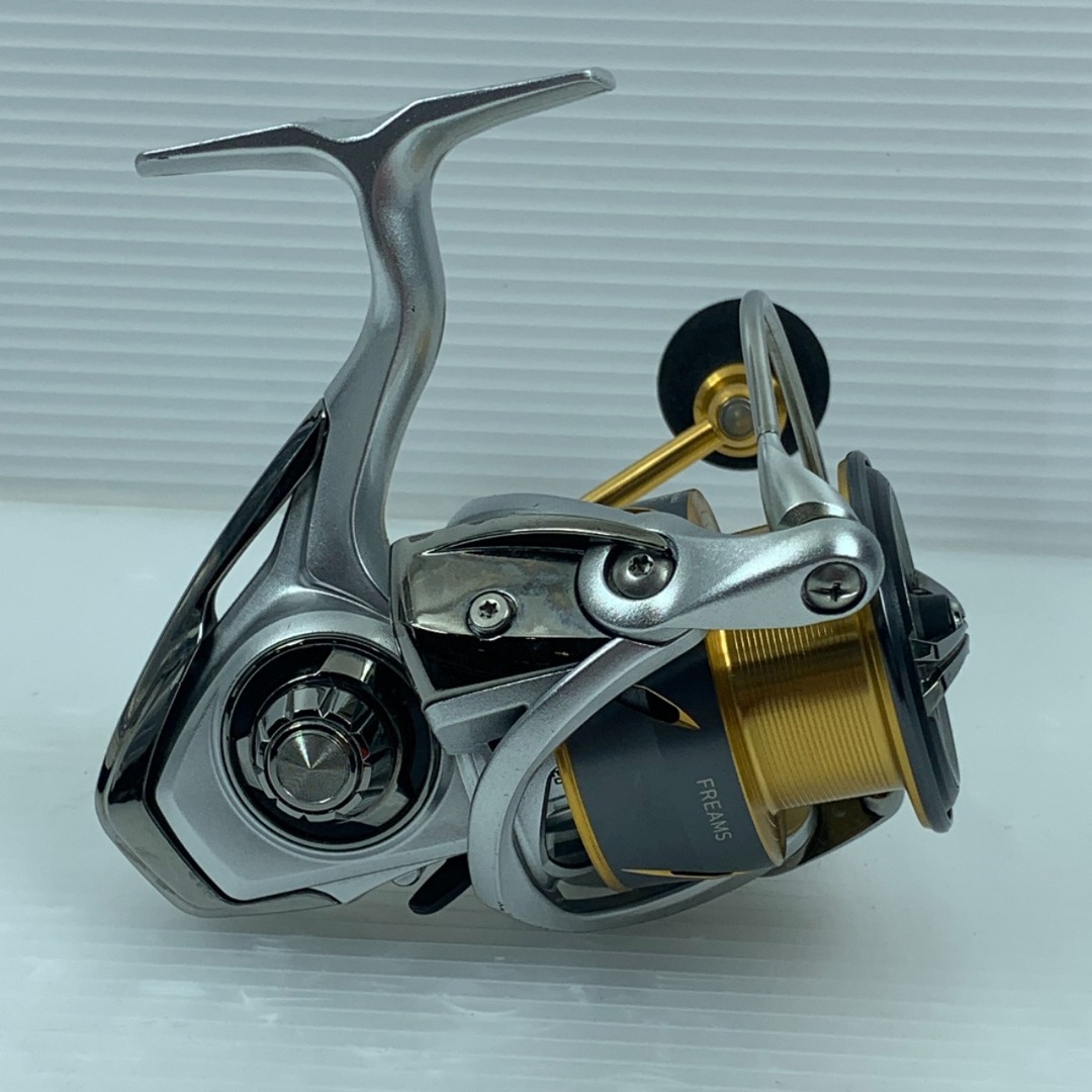 DAIWA(ダイワ)のττDAIWA ダイワ スピニングリール A 21フリームスLT4000-C 109706 スポーツ/アウトドアのフィッシング(リール)の商品写真