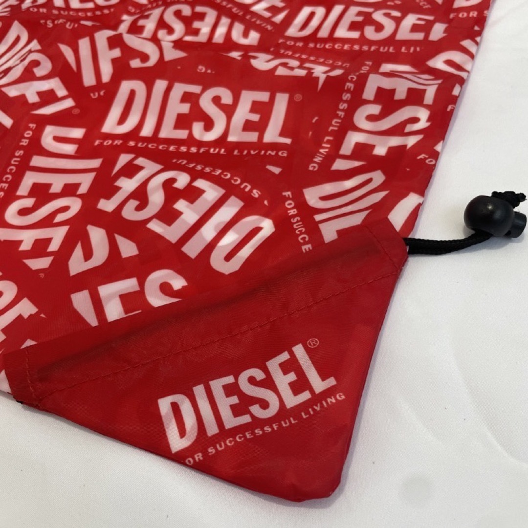 DIESEL(ディーゼル)のDIESEL ノベルティ　エコバッグ　非売品　ディーゼル　赤色レッド　レア限定  レディースのバッグ(トートバッグ)の商品写真