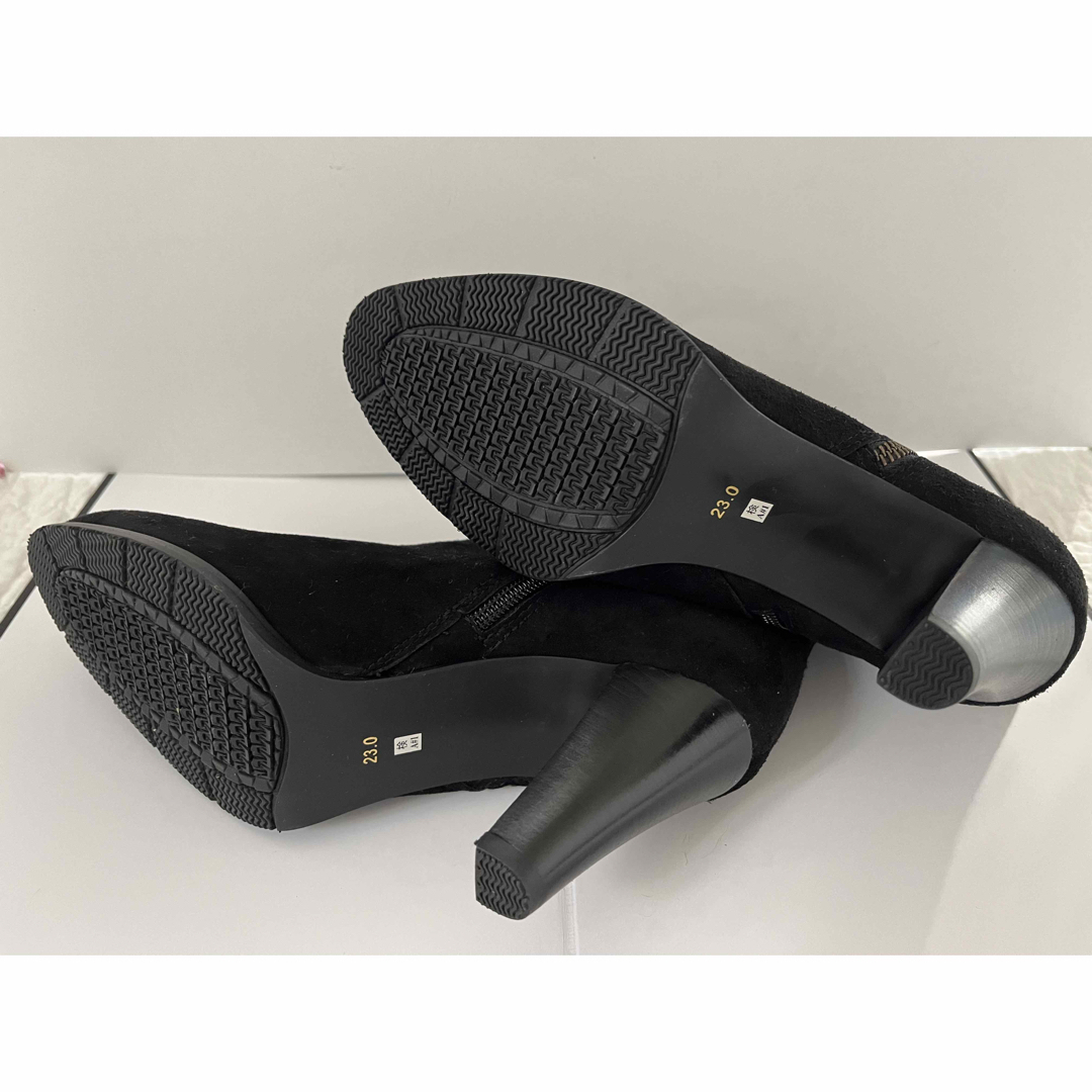 LODI 新品未使用　本革&スウェードブーツ レディースの靴/シューズ(ブーツ)の商品写真