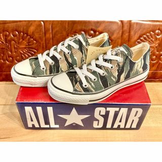 新品タグ付き❥❥CONVERSE カモフラ柄 ハイカット スニーカー♡