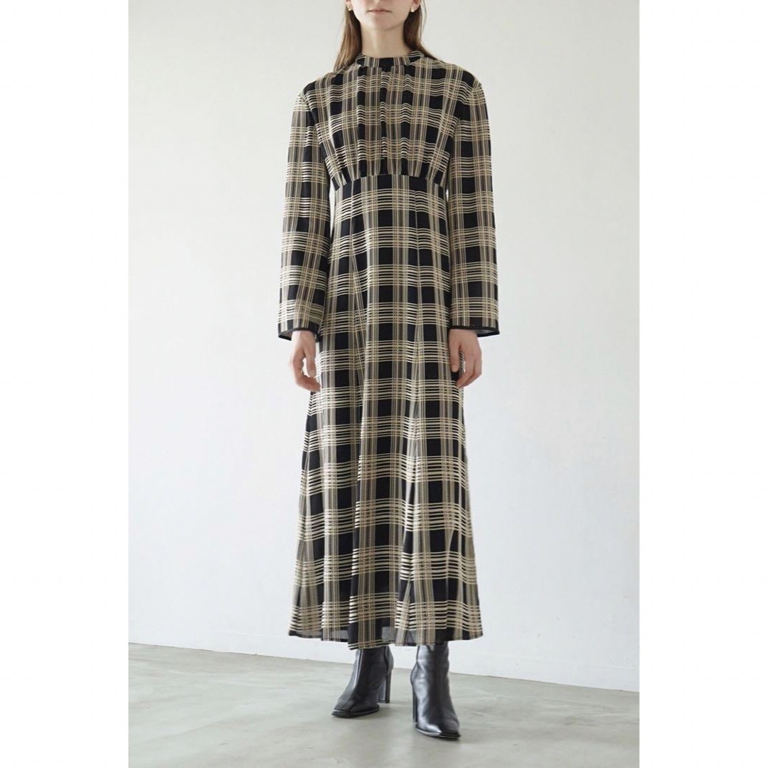 CLANE(クラネ)のCHAIN CHECK ONEPIECE レディースのワンピース(ロングワンピース/マキシワンピース)の商品写真