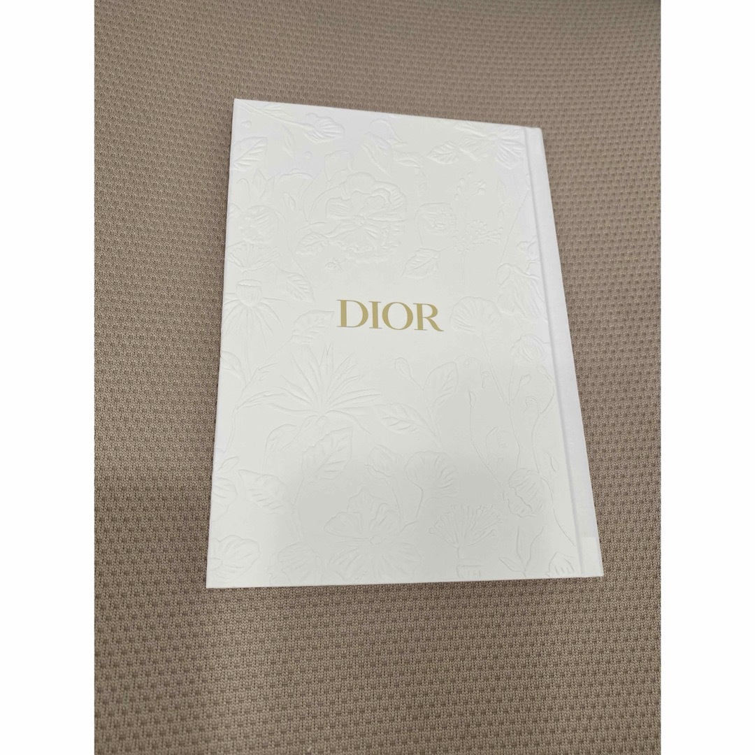 Christian Dior(クリスチャンディオール)のDIOR クリスチャンディオール　ノベルティ　ノート　非売品　会員　限定 インテリア/住まい/日用品の文房具(ノート/メモ帳/ふせん)の商品写真