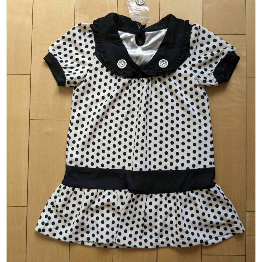 axes femme kids(アクシーズファムキッズ)のaxes femme kids　ワンピース　110サイズ キッズ/ベビー/マタニティのキッズ服女の子用(90cm~)(ワンピース)の商品写真