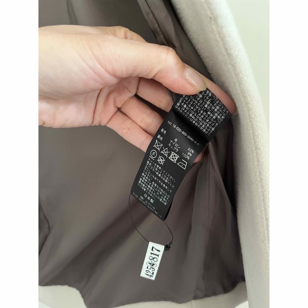 IENA(イエナ)の最終価格　イエナ　オフホワイト　ロングコート レディースのジャケット/アウター(ロングコート)の商品写真