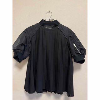 サカイ(sacai)の🎍再値下げ🎍SACAI 2022SS 黒 美品 (シャツ/ブラウス(半袖/袖なし))