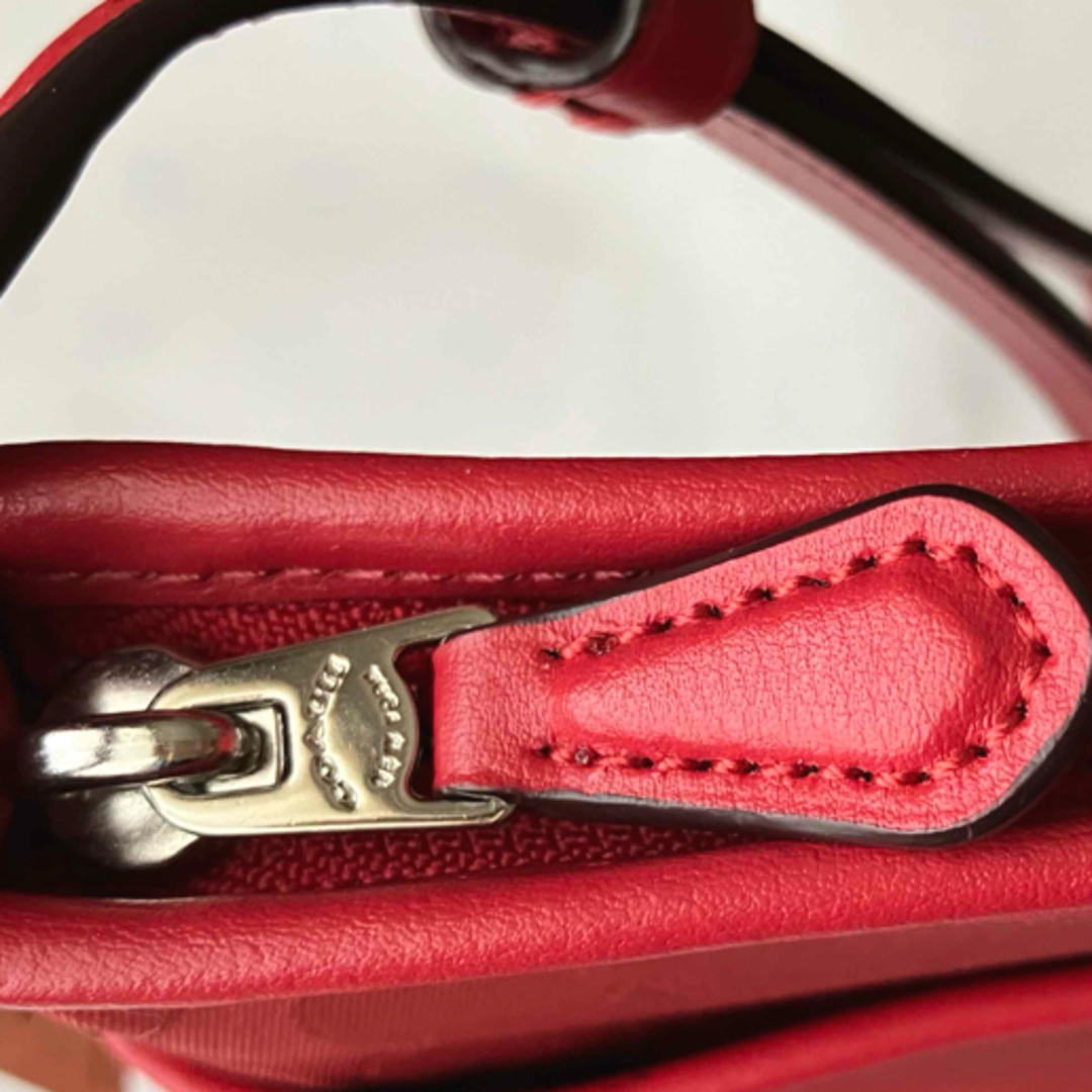 COACH - 新品!シグネチャー・ショルダーバッグ(COACH)の通販 COACH - 新品!シグネチャー・ショルダーバッグ(COACH)の通販