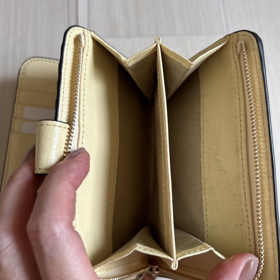 Furla(フルラ)のFURLA二つ折り財布✨ レディースのファッション小物(財布)の商品写真