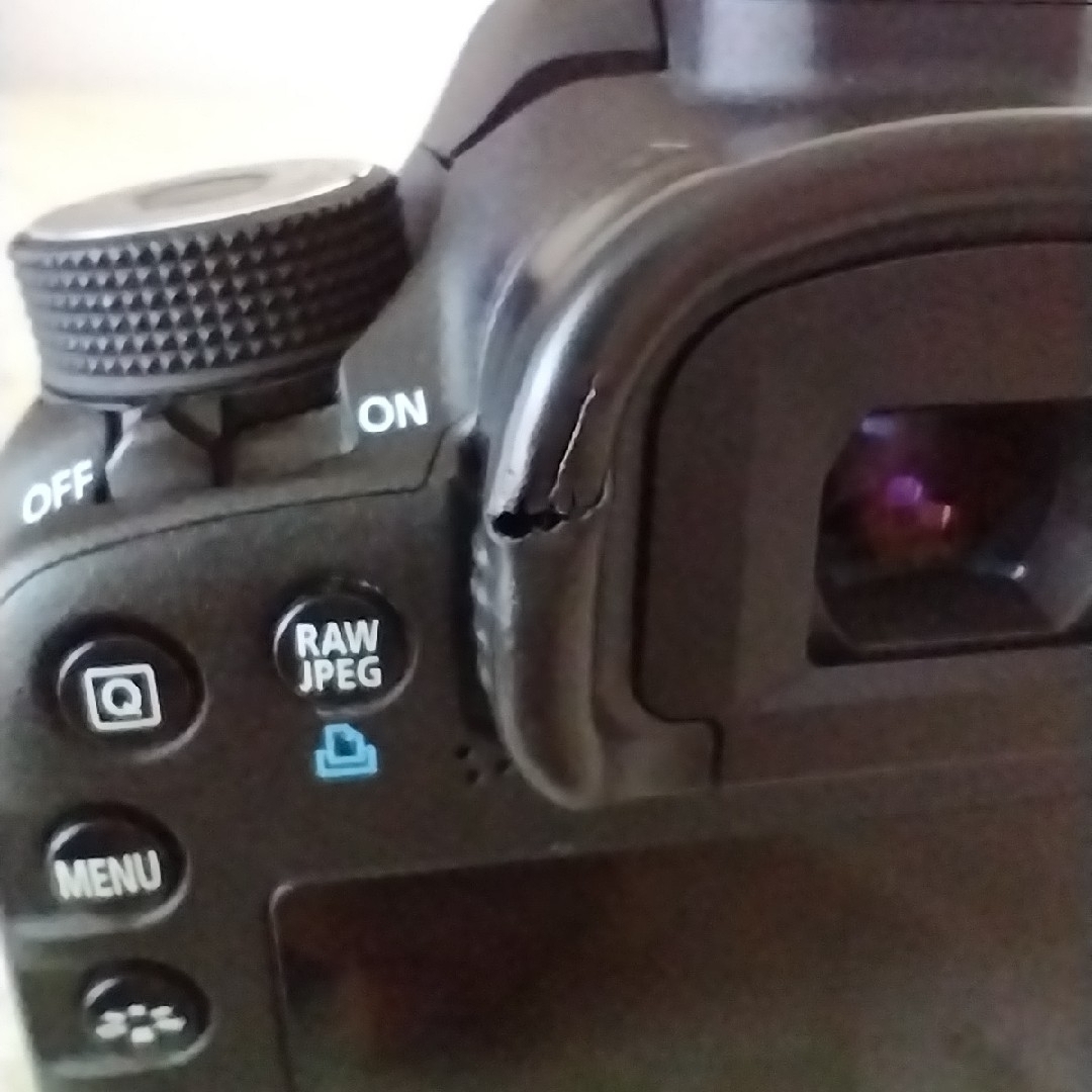 実用品 Canon EOS 7D Wズームレンズセットカメラ