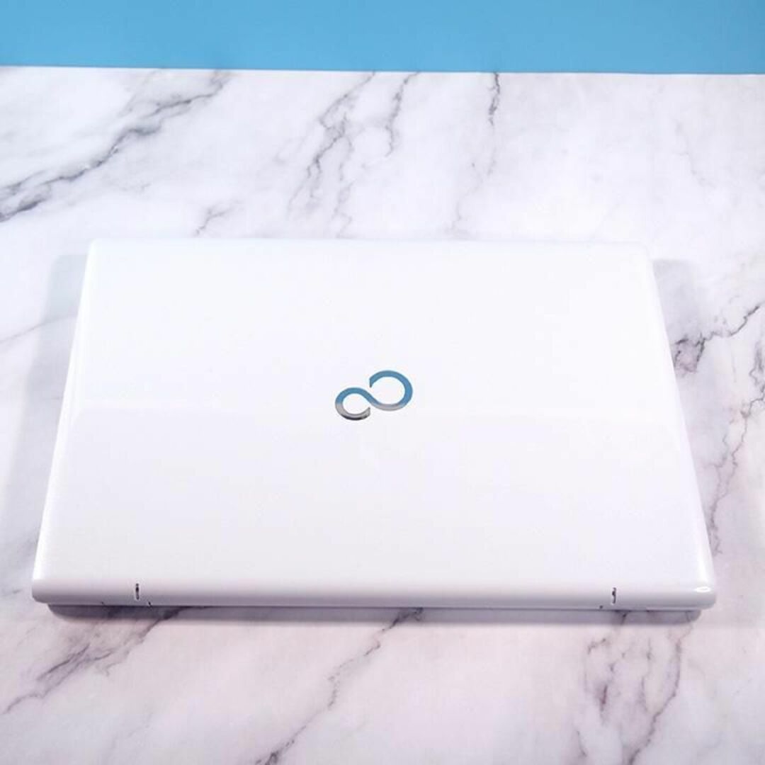 富士通 - フルHD・薄型❣️Core i7✨16GB✨SSD1TB✨カメラ付ノート