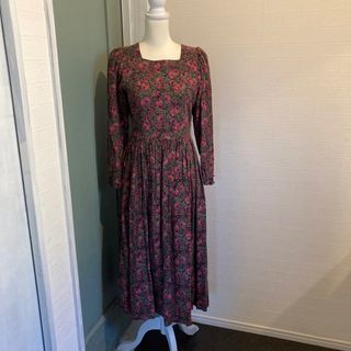 美品⭐️LAURA ASHLEY♡カシュクールワンピース