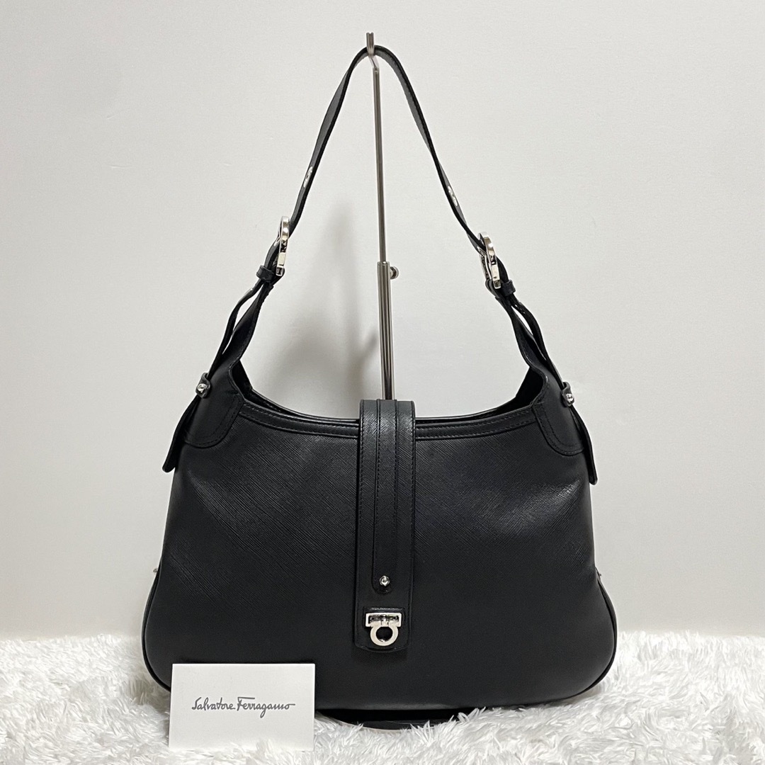 Salvatore Ferragamo - 【極美品】 サルバトーレ フェラガモ ワン