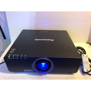 パナソニック(Panasonic)のPanasonic PT-DW740K 高輝度7000ルーメン　日本製(プロジェクター)