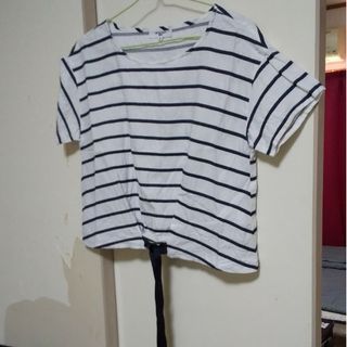 ナチュラルビューティーベーシック(NATURAL BEAUTY BASIC)の古着 NATURAL BEAUTY BASIC 半袖トップス サイズS(Tシャツ(半袖/袖なし))